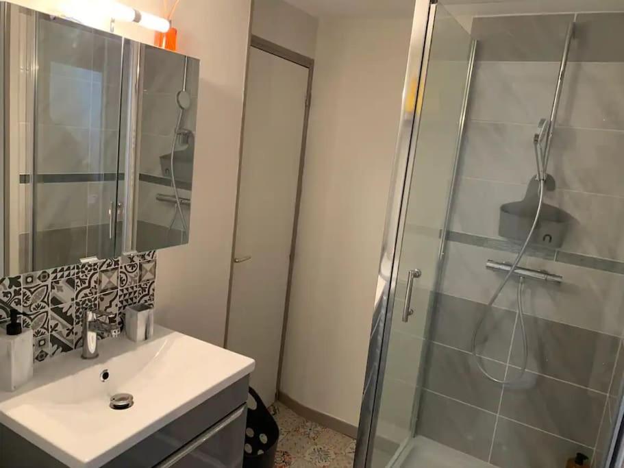 Ferienwohnung Le Cocon T2 Duplex 24 M2 Niort Exterior foto